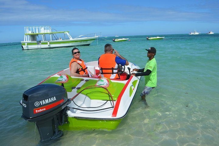 Speed Boat